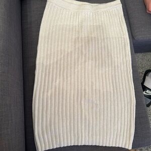 H&M Cream Ribbed Pencil Skirt
